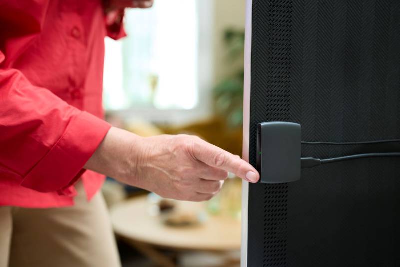 Casques sans fil ou système Bluetooth personnalisé pour la TV (télévision) chez votre audioprothésiste Audition Bellecour, Lyon 2 Bellecour