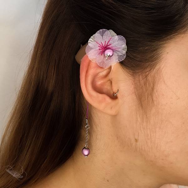 Mousseline violette : bijou spécial pour appareils auditifs dans votre centre Audition Bellecour, Lyon 2, près de la Place Bellecour